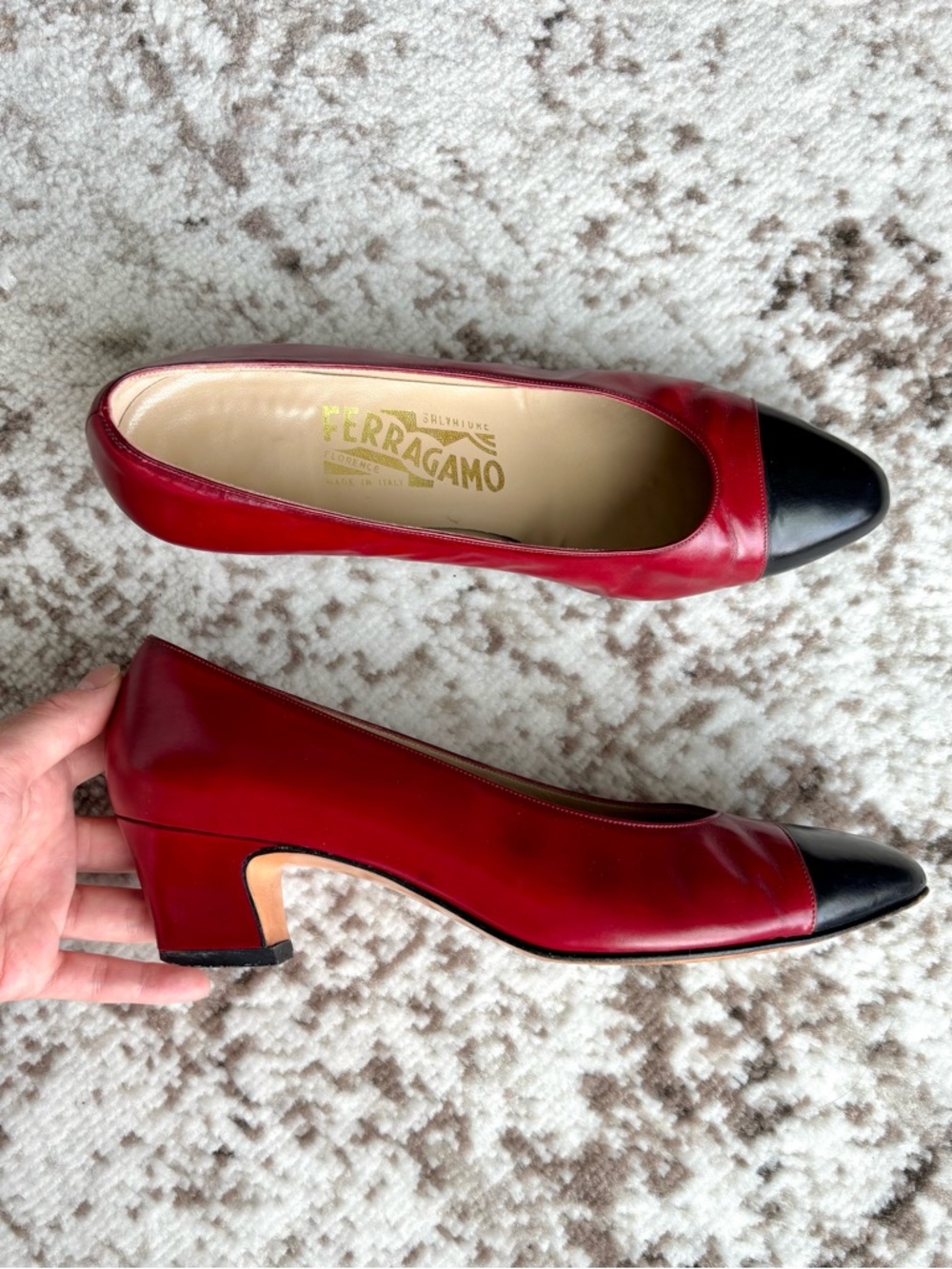Vintage Salvatore Ferragamo Red Leather Black Cap Toe Pumps Heels (Size 5.5) - Picture 3 of 11